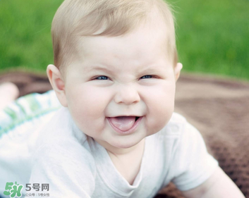 寶寶嗓子啞了該怎么辦？寶寶嗓子護(hù)養(yǎng)怎么做？