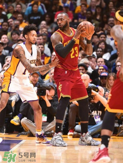 nike lebron 14怎么樣？耐克lebron 14測(cè)評(píng)