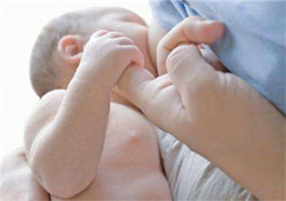 正常母乳是什么顏色？什么顏色的母乳營養高？