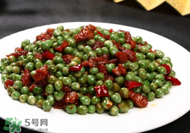 豌豆和牛肉能一起吃嗎？豌豆能和牛肉一起吃嗎？