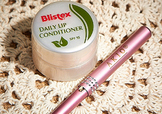 Blistex碧唇小白罐和小藍罐哪個好？百蕾適小白罐和小藍罐對比