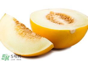 甜瓜和海鮮能一起吃嗎？吃海鮮能吃香瓜嗎？