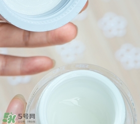 dr.wu達(dá)爾夫玻尿酸面霜怎么樣？dr.wu玻尿酸面霜怎么用？
