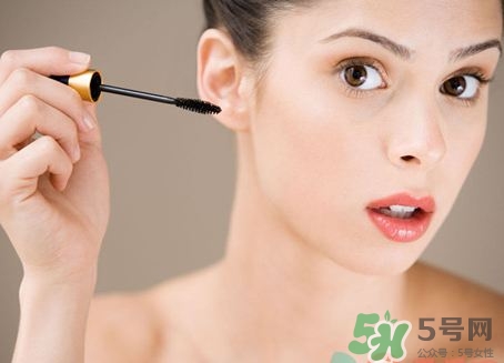 孕婦能抹護膚品嗎？孕婦能化妝嗎？