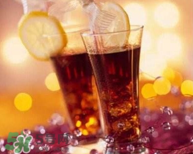 碳酸飲料喝多了會怎么樣？碳酸飲料的危害有哪些
