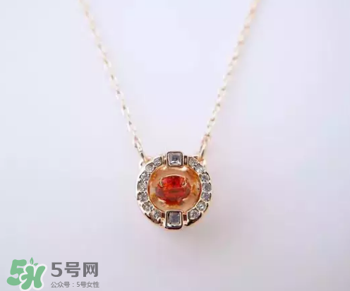 施華洛世奇跳動(dòng)的心哪個(gè)顏色好看？跳動(dòng)的心項(xiàng)鏈有幾種顏色？