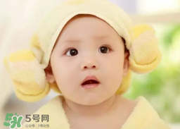 寶寶中暑的癥狀是什么？寶寶夏天如何判斷是否中暑？