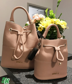 furla水桶包有幾種尺寸？芙拉水桶包尺寸多大？