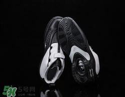 reebok answer4復刻版在哪買？銳步艾弗森戰靴復刻哪里有賣？