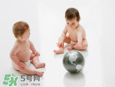 夏天寶寶出生該準(zhǔn)備什么？夏季待產(chǎn)包的特點(diǎn)