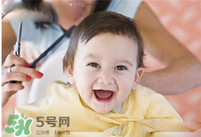 夏天寶寶能剃光頭嗎？夏天寶寶剃光頭好嗎？