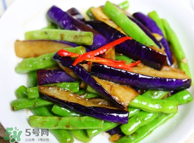 四季豆可以和茄子一起炒嗎？四季豆和茄子能一起煮嗎？