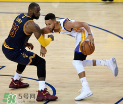 under armour curry4怎么樣？庫里第四代簽名鞋總決賽戰靴細節諜照