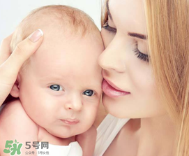 寶寶吃藥吐怎么辦？寶寶吃藥吐了還繼續吃嗎？