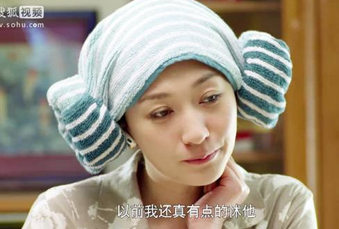 怎么用毛巾包頭發？如何用毛巾包頭發圖解