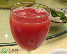 西瓜汁有沉淀還能喝嗎？西瓜汁怎么榨不會沉淀？