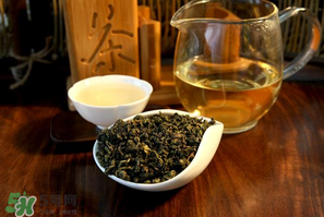 喝茶能吃杏嗎？喝茶可以吃杏嗎？