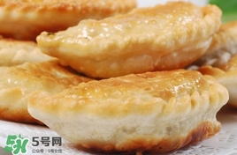 菜盒子的面怎么和？菜盒子是發面還是死面
