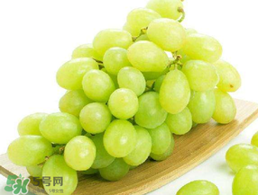 青提上有黑點(diǎn)怎么回事？青提長(zhǎng)斑點(diǎn)是什么原因？
