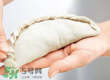 韭菜盒子用什么面粉？韭菜盒子能用高筋面粉？