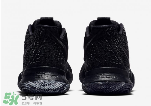 nike kyrie 3 triple black多少錢(qián)？耐克歐文3代純黑配色專(zhuān)柜價(jià)格
