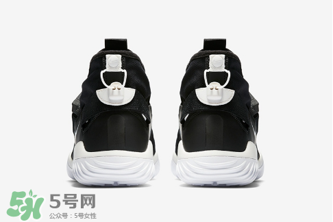 nikelab acg 07 kmtr機能運動鞋黑白配色什么時候發售？