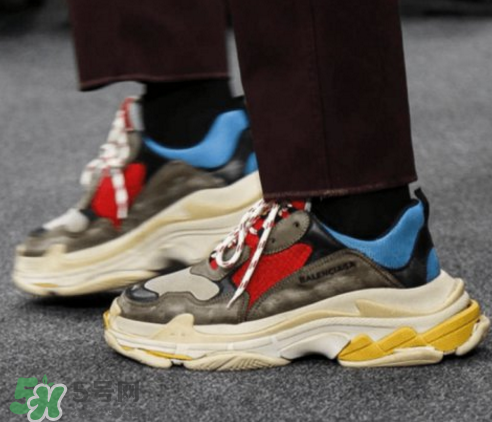 balenciaga triple s怎么預定？巴黎世家秋冬新款運動鞋在哪預定？