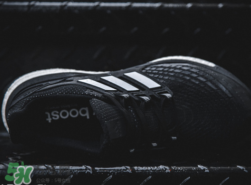 adidas energy boost4上腳怎么樣？阿迪達斯跑步鞋2017測評