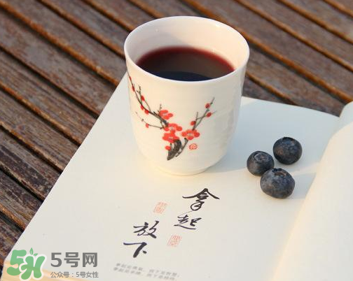 藍(lán)莓酒可以存放多久？藍(lán)莓酒保質(zhì)期多久？