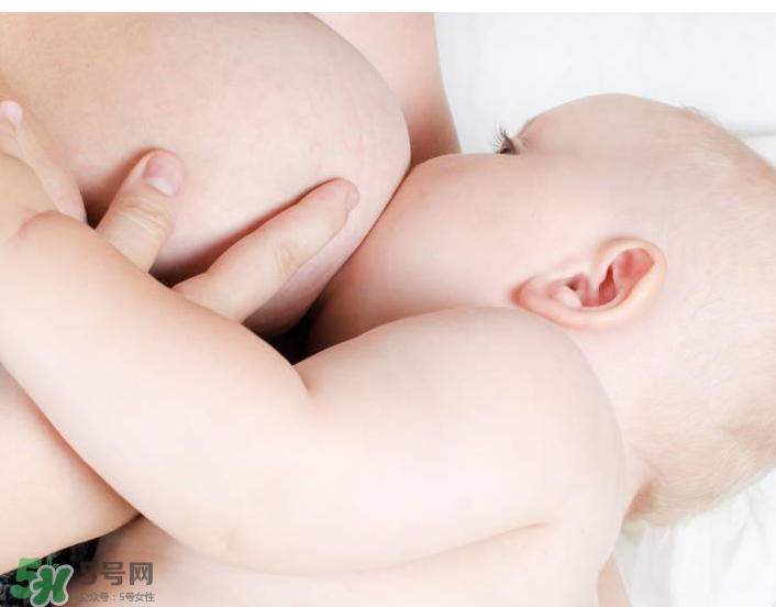 母乳喂養胸會變大嗎？母乳喂養后胸部的變化