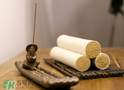 三伏灸可以治療什么病？三伏灸與艾灸有什么區(qū)別