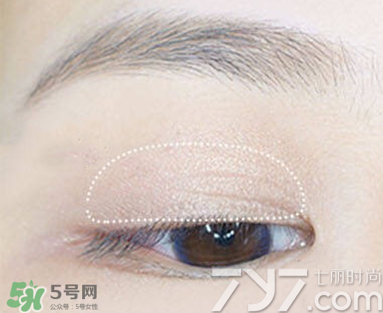 nars吉隆坡眼影怎么畫？nars吉隆坡雙色眼影畫法圖解
