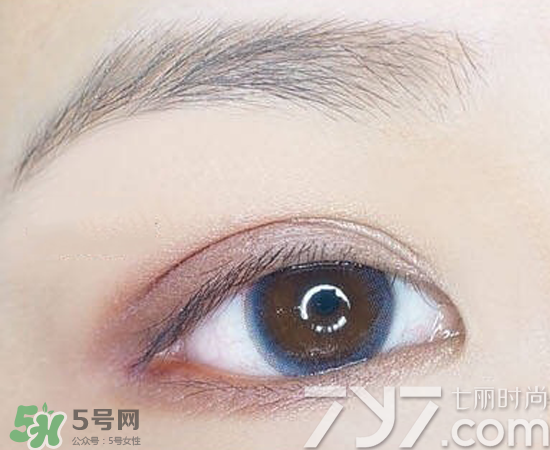 nars吉隆坡眼影怎么畫？nars吉隆坡雙色眼影畫法圖解