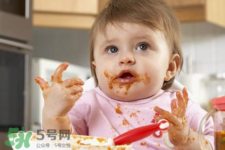 輔食添加過早的危害？為什么不能過早的添加輔食？