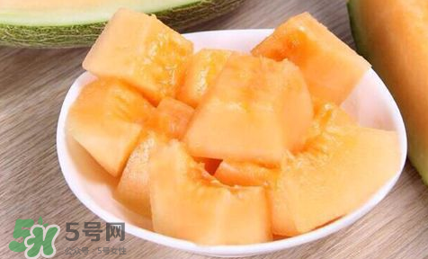 寶寶能吃哈蜜瓜嗎？哈密瓜嬰兒能吃嗎？