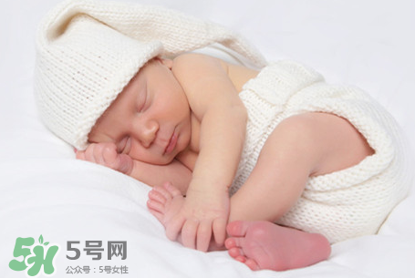 嬰兒吐奶和氙氣有關(guān)系嗎？氙氣會(huì)影響嬰兒吐奶嗎？