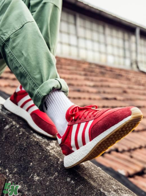 adidas iniki runner怎么樣？阿迪達斯iniki評測
