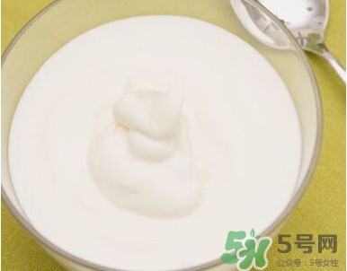 酸奶用什么牛奶做最好？酸奶用什么奶粉做好