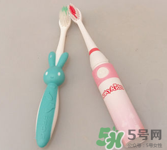 兒童電動牙刷聲波的好還是旋轉的好？兒童電動牙刷怎么選？