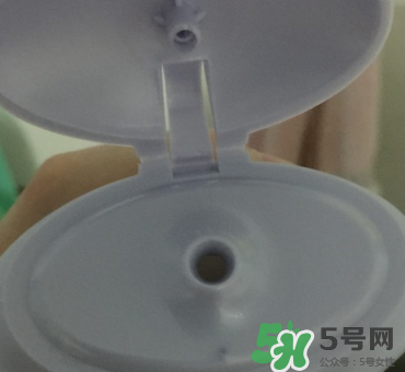 eve女性護理液粉色瓶和藍色瓶有什么區別？