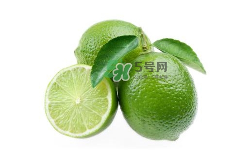 長期喝青檸檬泡水有害嗎？青檸檬的營養價值