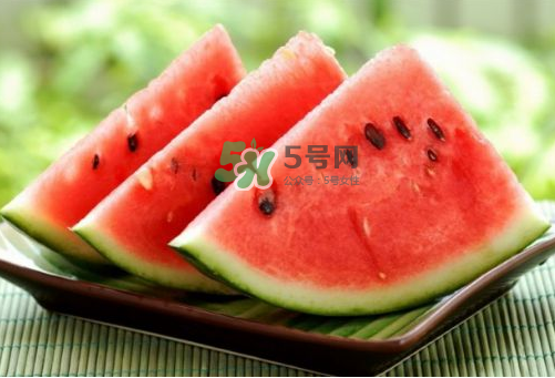 三伏天坐月子可以吃西瓜嗎？三伏天坐月子吃西瓜好嗎？