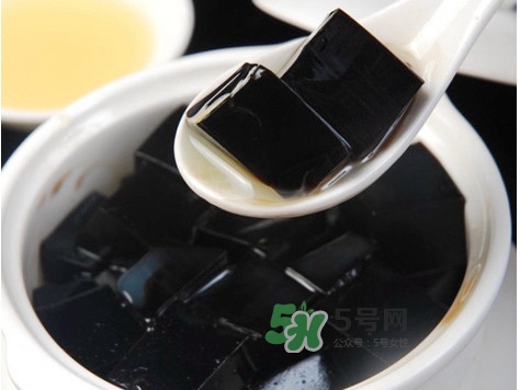 龜苓膏一天吃多少合適？龜苓膏一次吃多少克