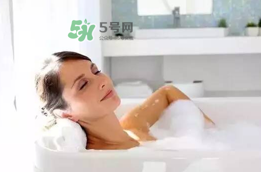 三伏天艾灸后能洗澡嗎？三伏天艾灸后注意事項