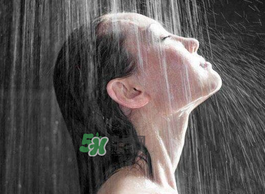 三伏天艾灸后能洗澡嗎？三伏天艾灸后注意事項