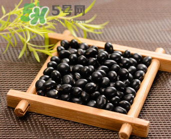 黑豆怎么吃促進排卵？什么時候吃黑豆促排卵？
