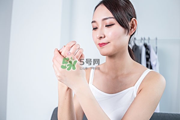 經期怎么護膚保養皮膚 姨媽期護膚攻略