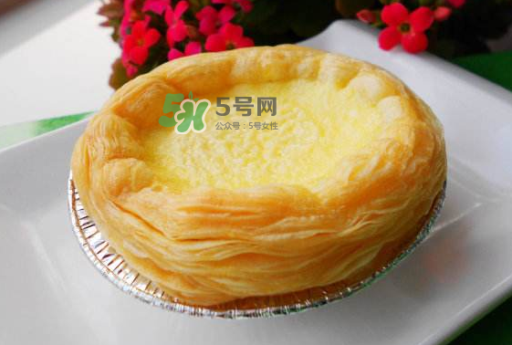 烤蛋撻烤箱預(yù)熱要多久？烤蛋撻用上火還是下火？