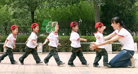 想生多胞胎怎樣調理？多胞胎國家補貼多少錢？