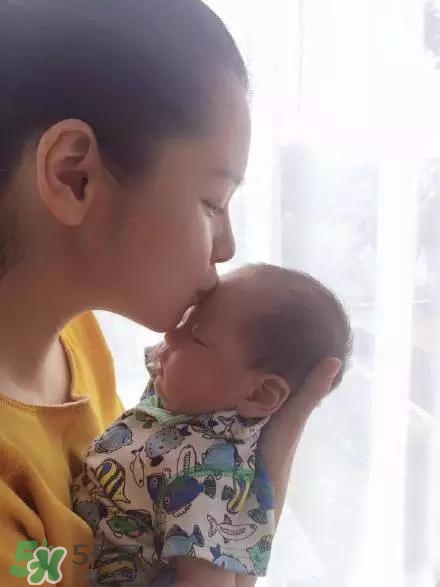 生孩子會遇到尷尬的事情有哪些？生孩子會變老嗎？